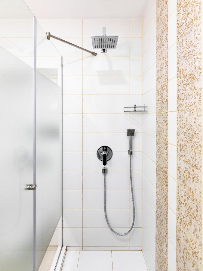Lion King Krakivska Apartment Lviv Luaran gambar